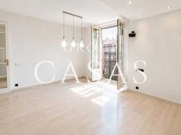 Wohnung mit Balkon zum Verkauf in Eixample
