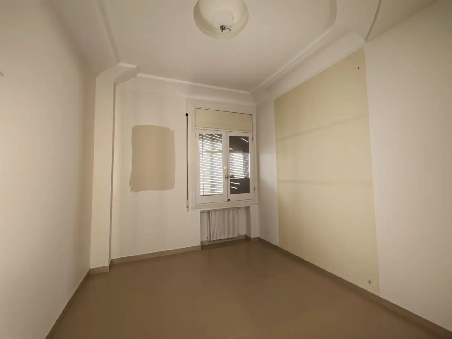 Bedroom of Flat for sale in Zaragoza  with Heating, Terrace and Storage room