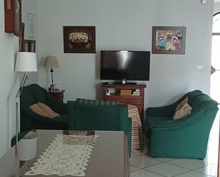 Living room of Single-family semi-detached for sale in  Sevilla Capital  with Air Conditioner, Heating and Terrace