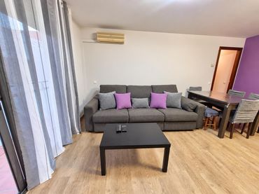 Appartamento con balcone in vendita a Carrer de Sant Camil