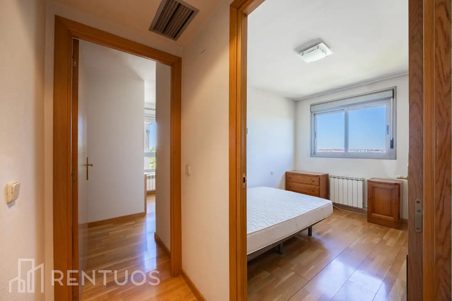 Habitación de Piso de alquiler en Madrid con Aire acondicionado, Calefacción y Terraza