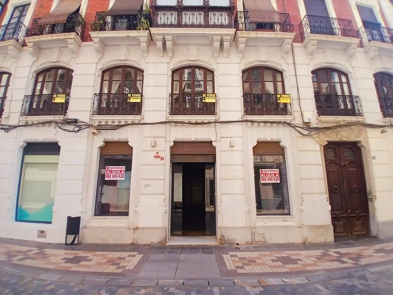 Local comercial de lloguer a Calle Jabonerias
