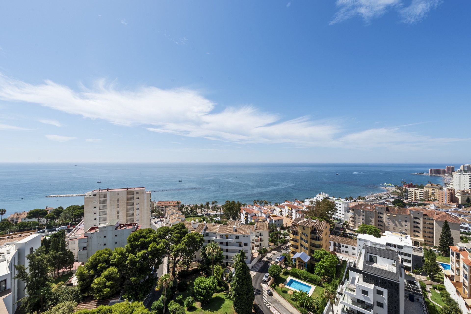 Dormitori de Àtic en venda en Benalmádena amb Aire condicionat, Terrassa i Piscina