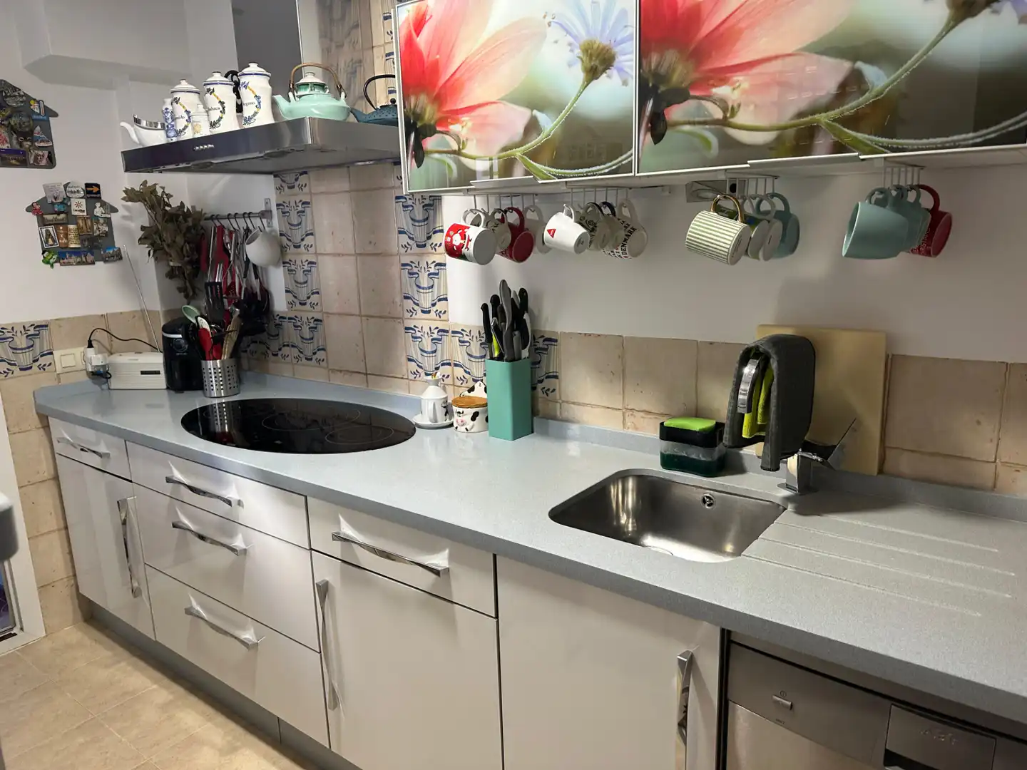 Cocina de Casa o chalet en venta en Alcalá del Río con Aire acondicionado, Jardín privado y Amueblado