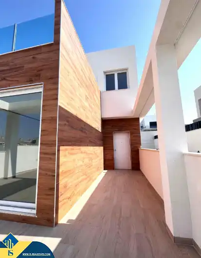 Villa mit Pool zum Verkauf in Nueva Torrevieja - Aguas Nuevas, imagen 2