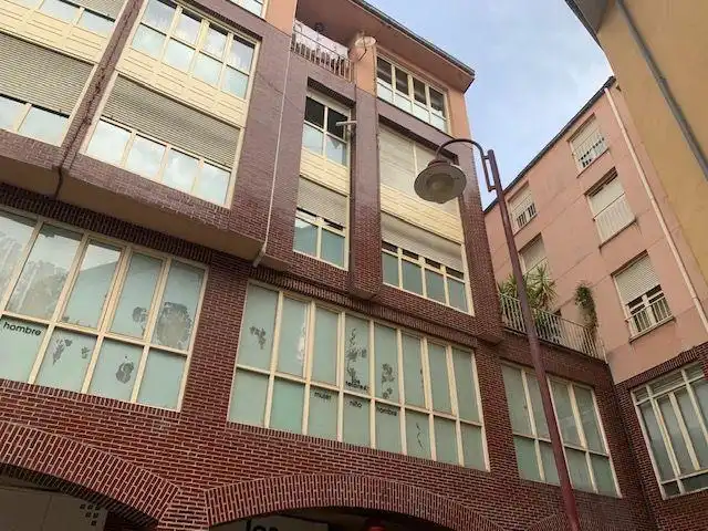 Büro zum Verkauf in Pz Pique y Varela