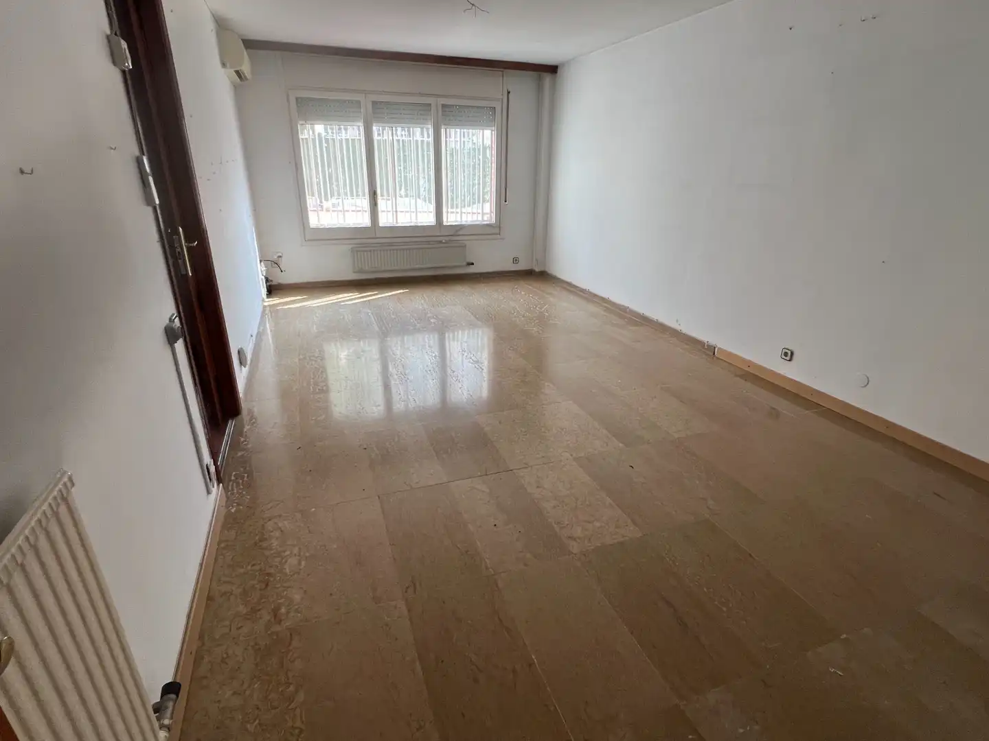 Wohnzimmer von Erdgeschoss zum Verkauf in Tarragona mit Heizung und Terrasse
