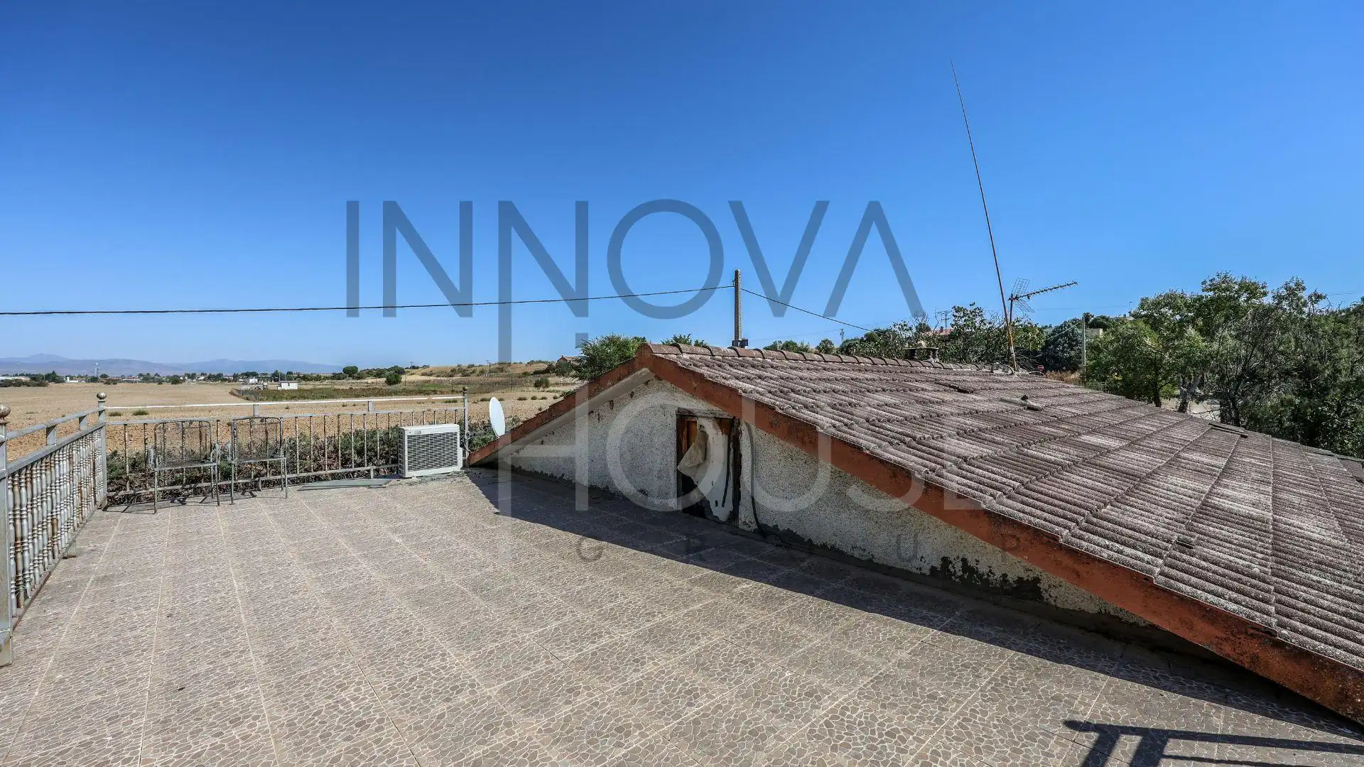 Terrassa de Casa o xalet en venda en Talamanca de Jarama amb Jardí privat, Terrassa i Piscina