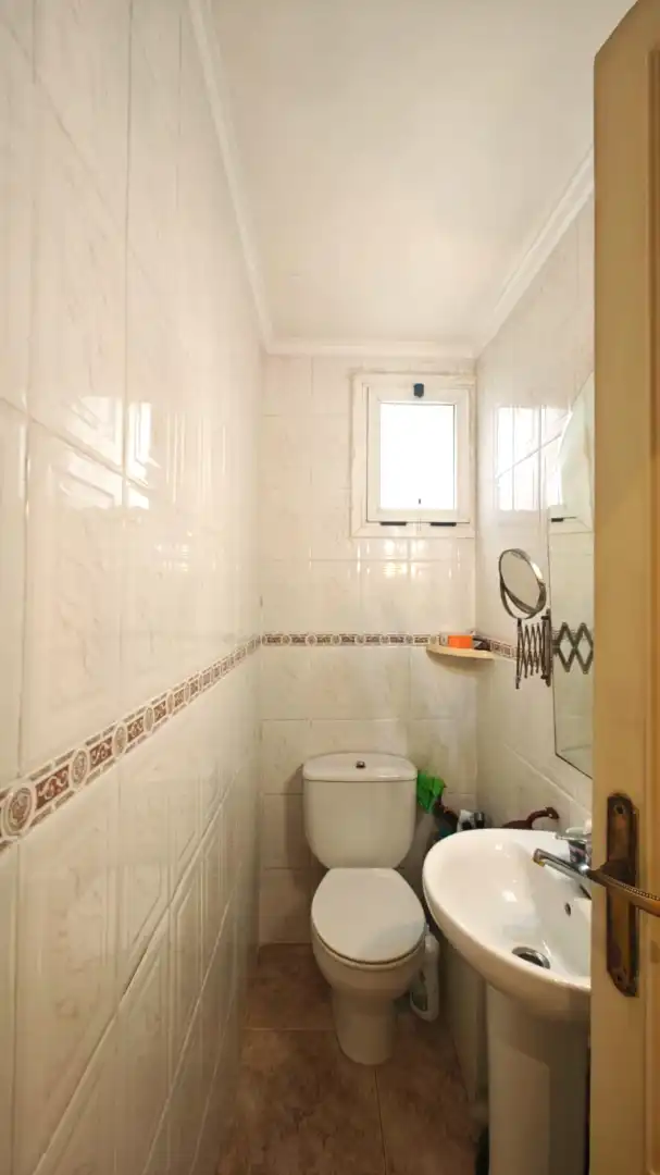 Flat with lift for sale in Carrer de Navarra, imagen 18
