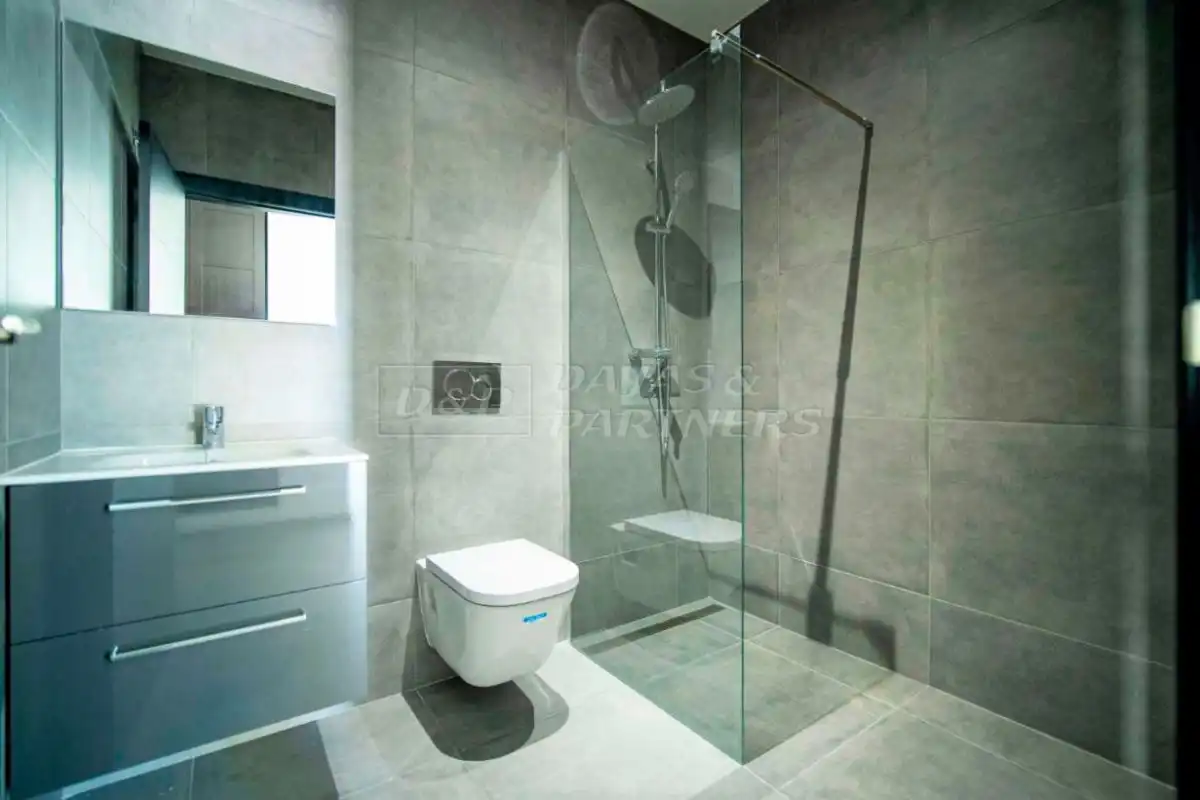 Bathroom of Houses for sale in L'Alfàs del Pi  with Air Conditioner, Heating and Terrace
