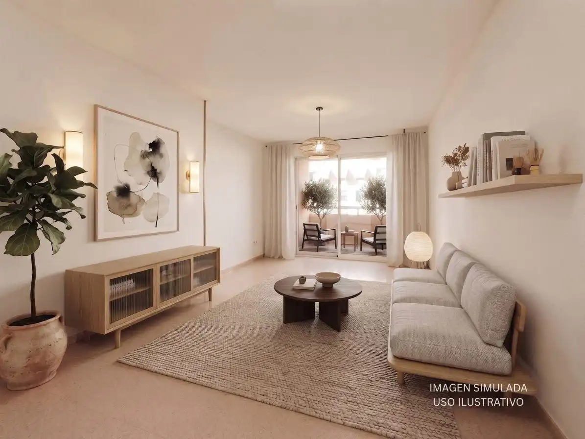 Flat with pool for sale in Calle Médico Vicente Reyes, imagen 5
