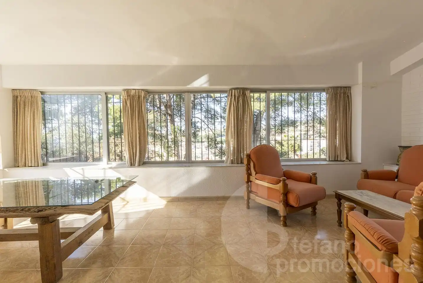 Living room of Houses for sale in Málaga  with Air Conditioner, Private garden and Terrace