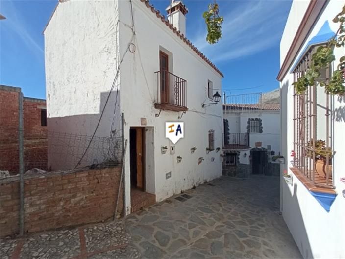 Exterior view of Single-family semi-detached for sale in Parauta  with Storage room and Internet
