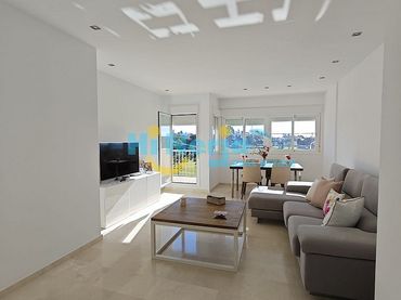 Apartament amb piscina en venda a Caleta de Vélez