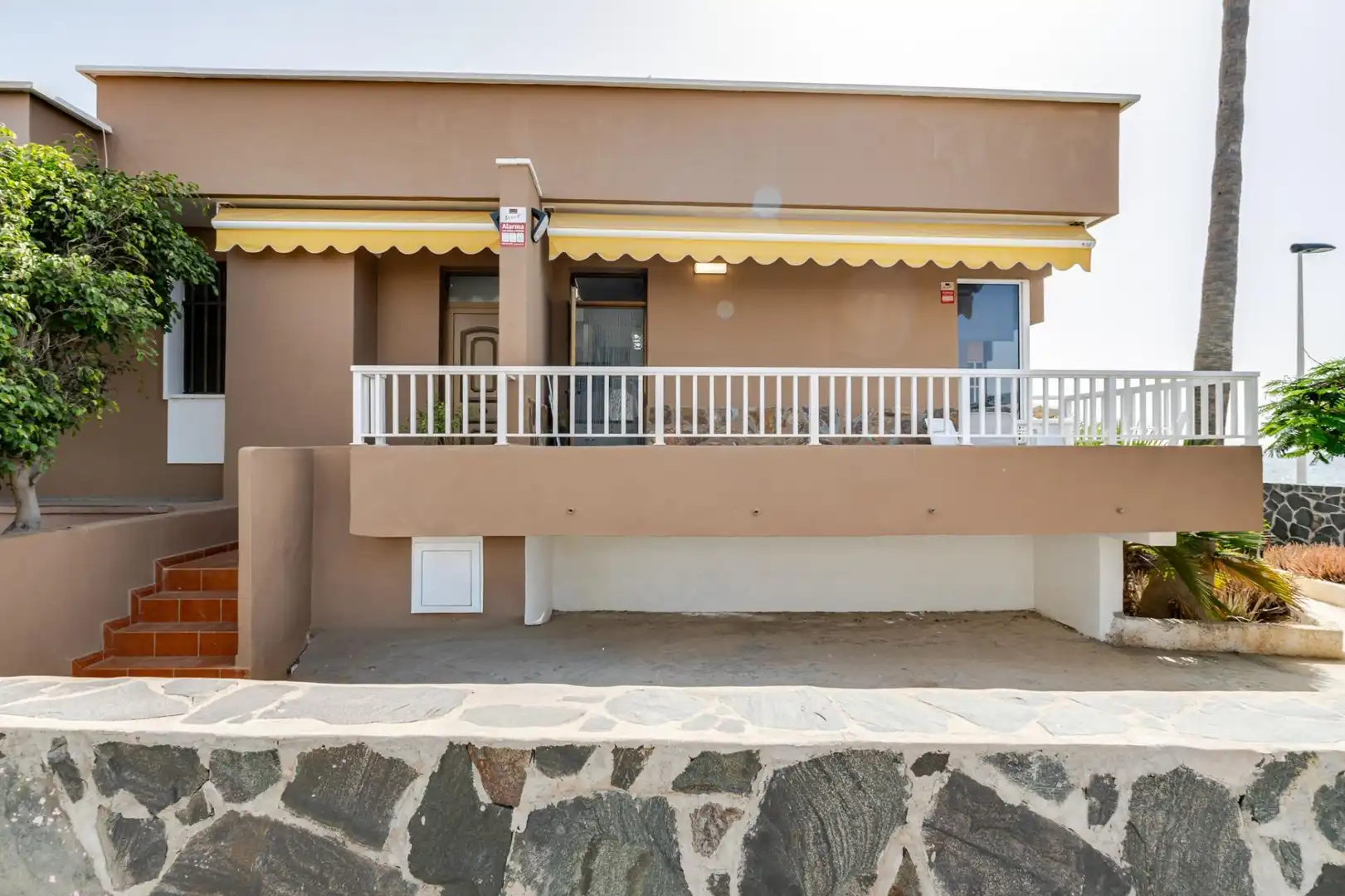 Vista exterior de Apartament de lloguer en San Bartolomé de Tirajana amb Terrassa
