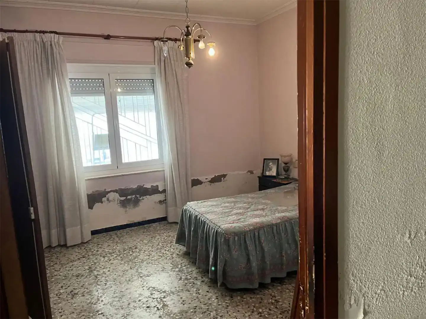 Dormitori de Planta baixa en venda en Beniel amb Jardí privat, Traster i Moblat