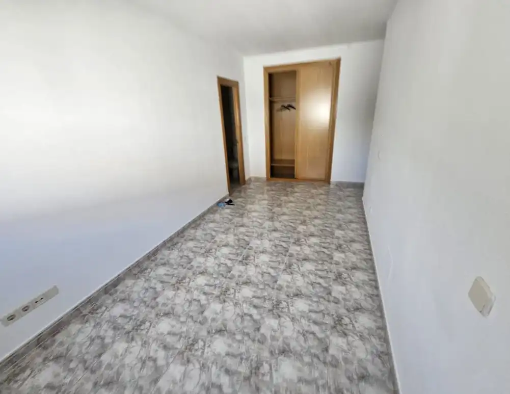 Piso en venta en Torres de la Alameda con Calefacción y Trastero