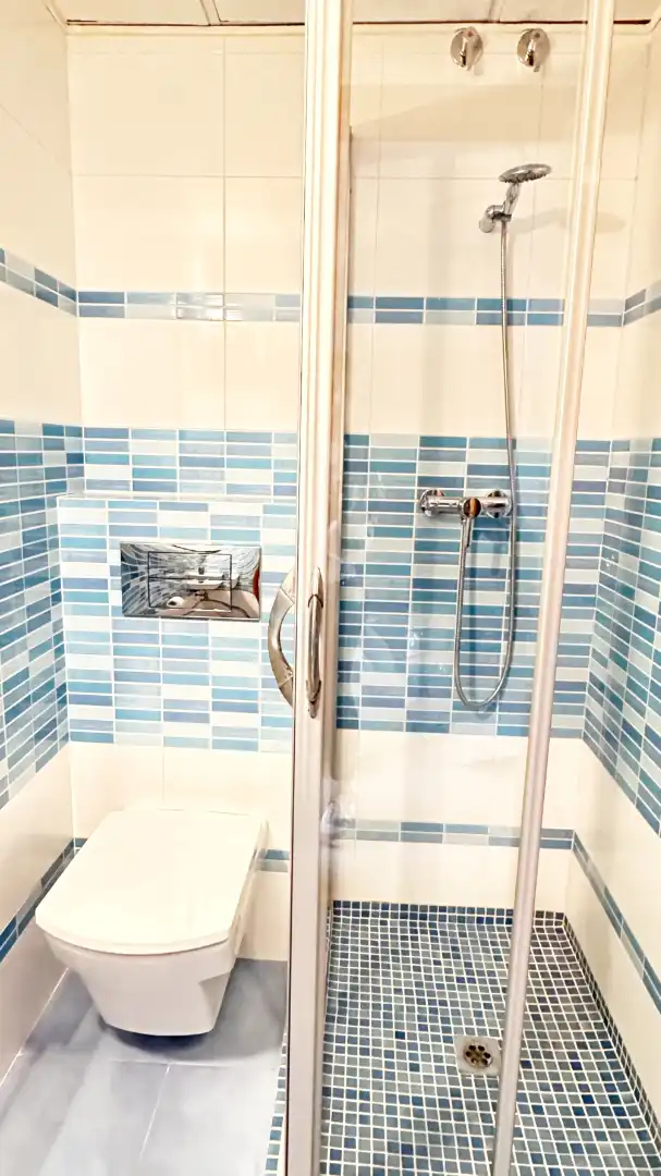 Baño de Apartamento de alquiler en Gandia con Aire acondicionado, Calefacción y Terraza