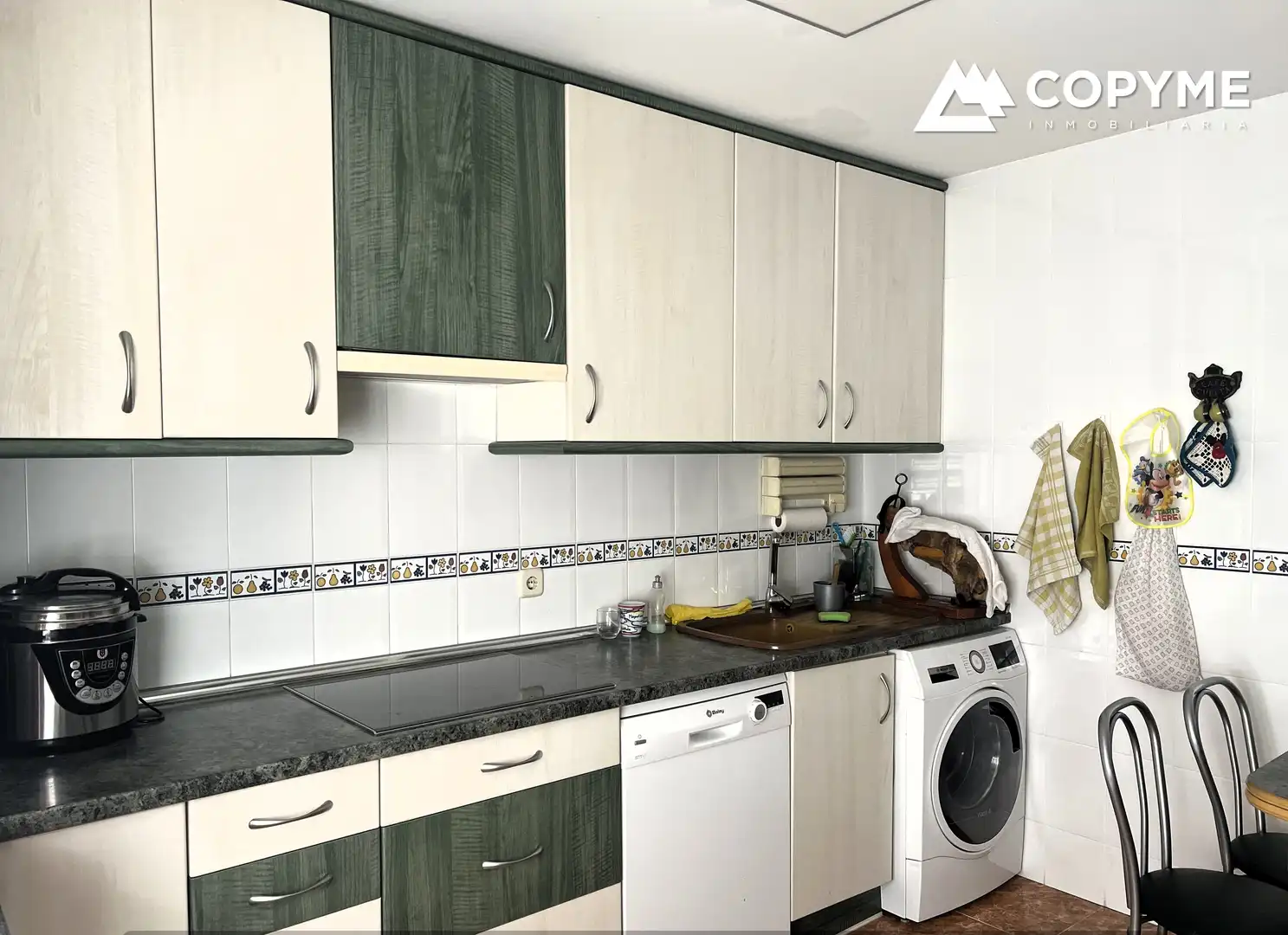 Cuina de Pis en venda en Torrijos amb Aire condicionat, Terrassa i Moblat
