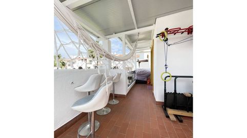 Foto 3 de Piso en venta en Nueva Atalaya, Estepona