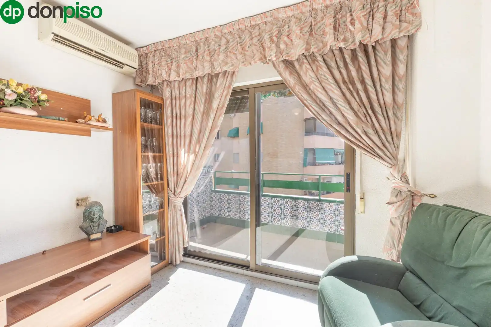 Habitación de Piso en venta en  Granada Capital con Terraza