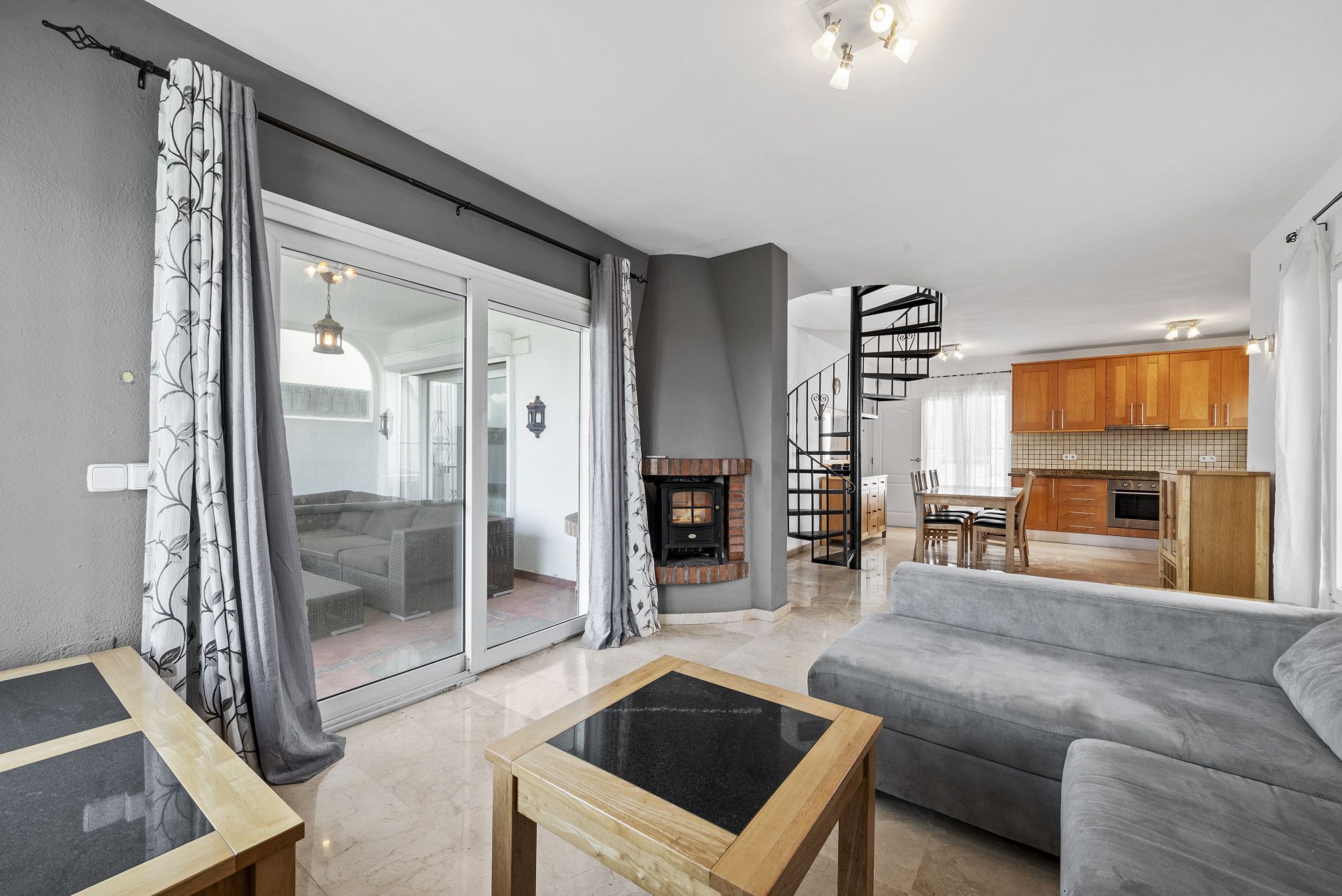 Living room of House or chalet for sale in Mijas  with Air Conditioner, Terrace and Swimming Pool