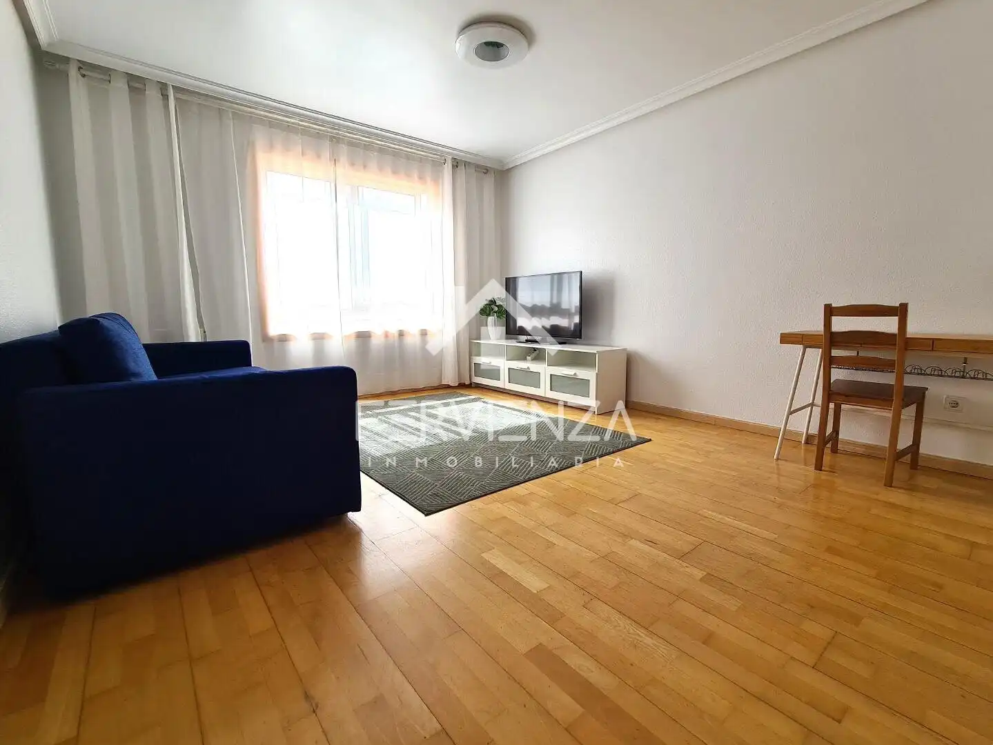Sala d'estar de Pis en venda en Oviedo 