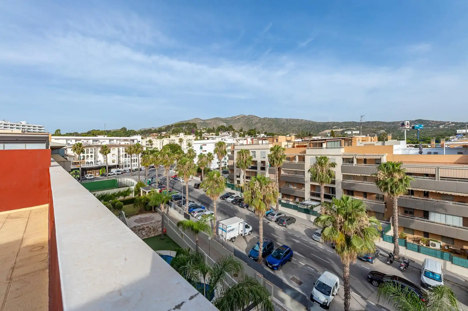 Vista exterior de Àtic en venda en Torremolinos amb Aire condicionat, Calefacció i Terrassa