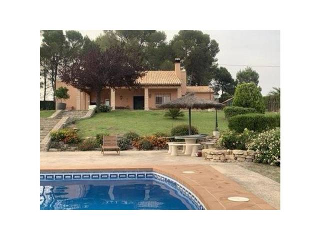 Casa-chalet en Venta en Diseminados Diseminados, 64 en Agullent