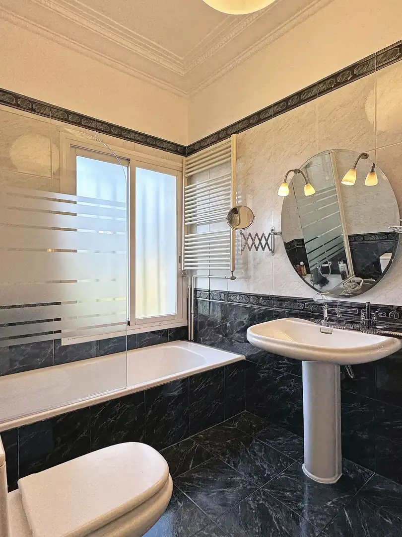 Baño de Casa o chalet en venta en Barcelona con Terraza