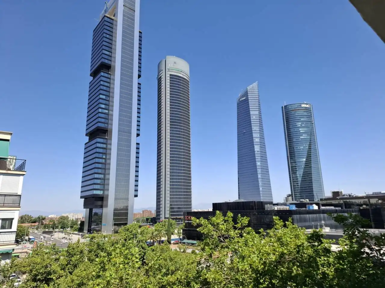 Exterior view of Flat for rent in Madrid  with Air Conditioner, Heating and Terrace
