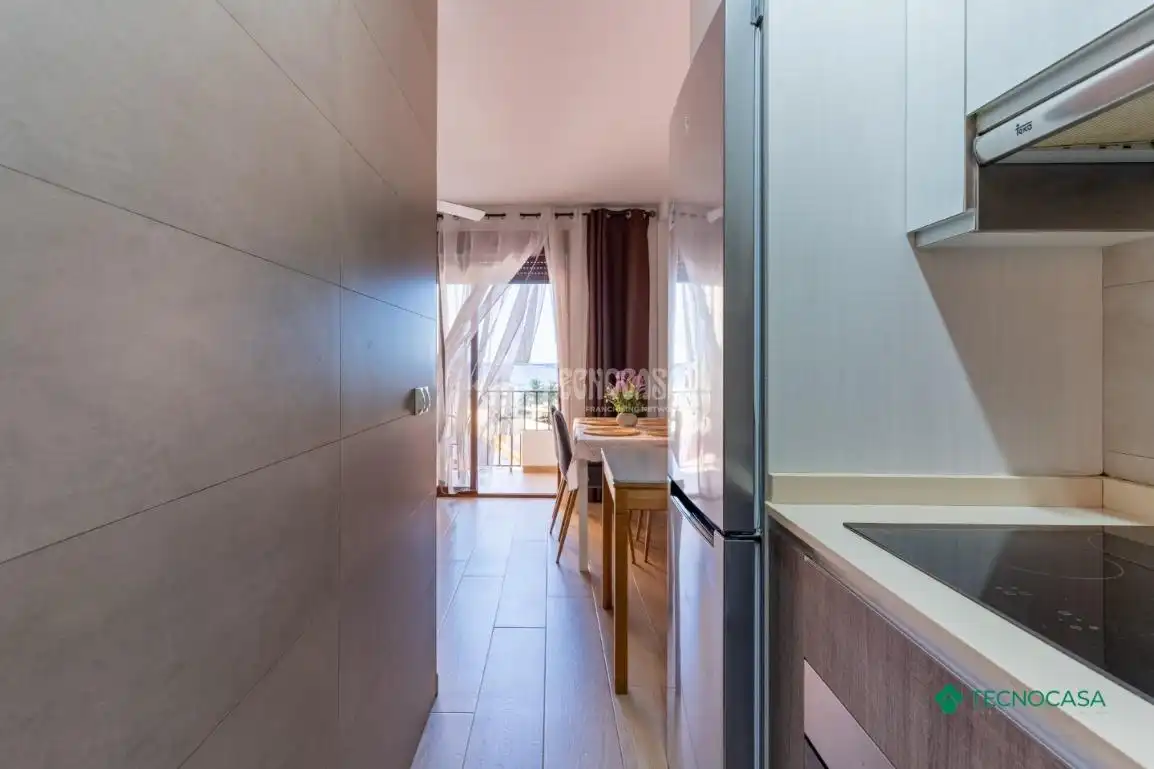 Cuina de Pis en venda en Roquetas de Mar amb Aire condicionat i Terrassa