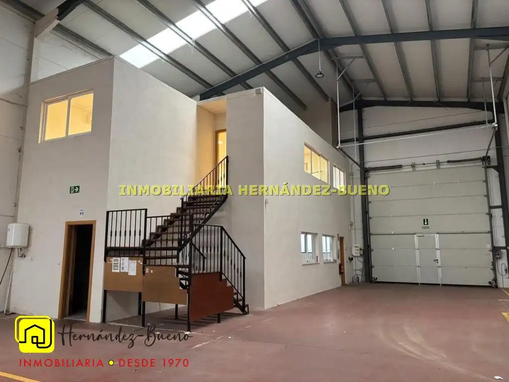 Nave industrial de alquiler en Carbajosa de la Sagrada