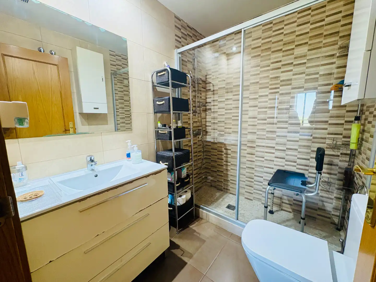 Baño de Piso en venta en Madrid con Aire acondicionado, Calefacción y Parquet