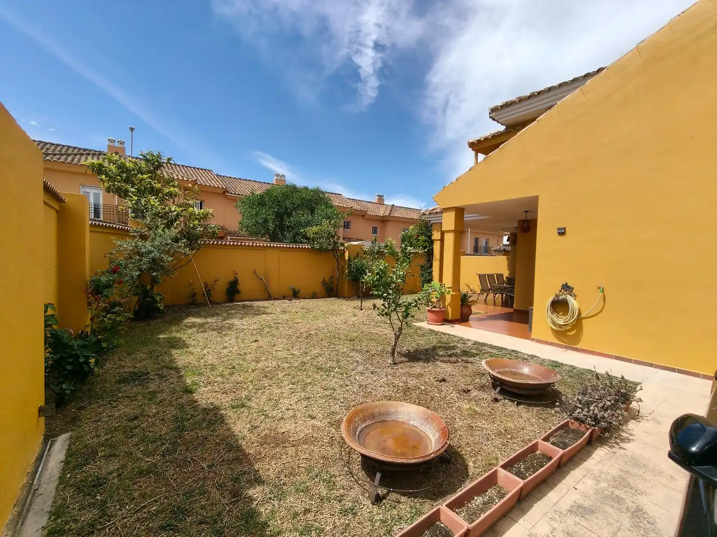 Jardí de Casa adosada en venda en Puerto Real amb Aire condicionat, Calefacció i Jardí privat