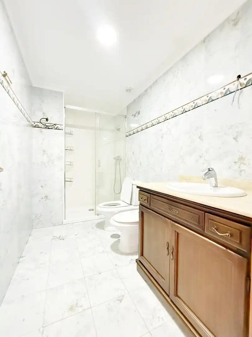 Baño de Casa adosada en venta en Almería con Terraza, Trastero y Balcón