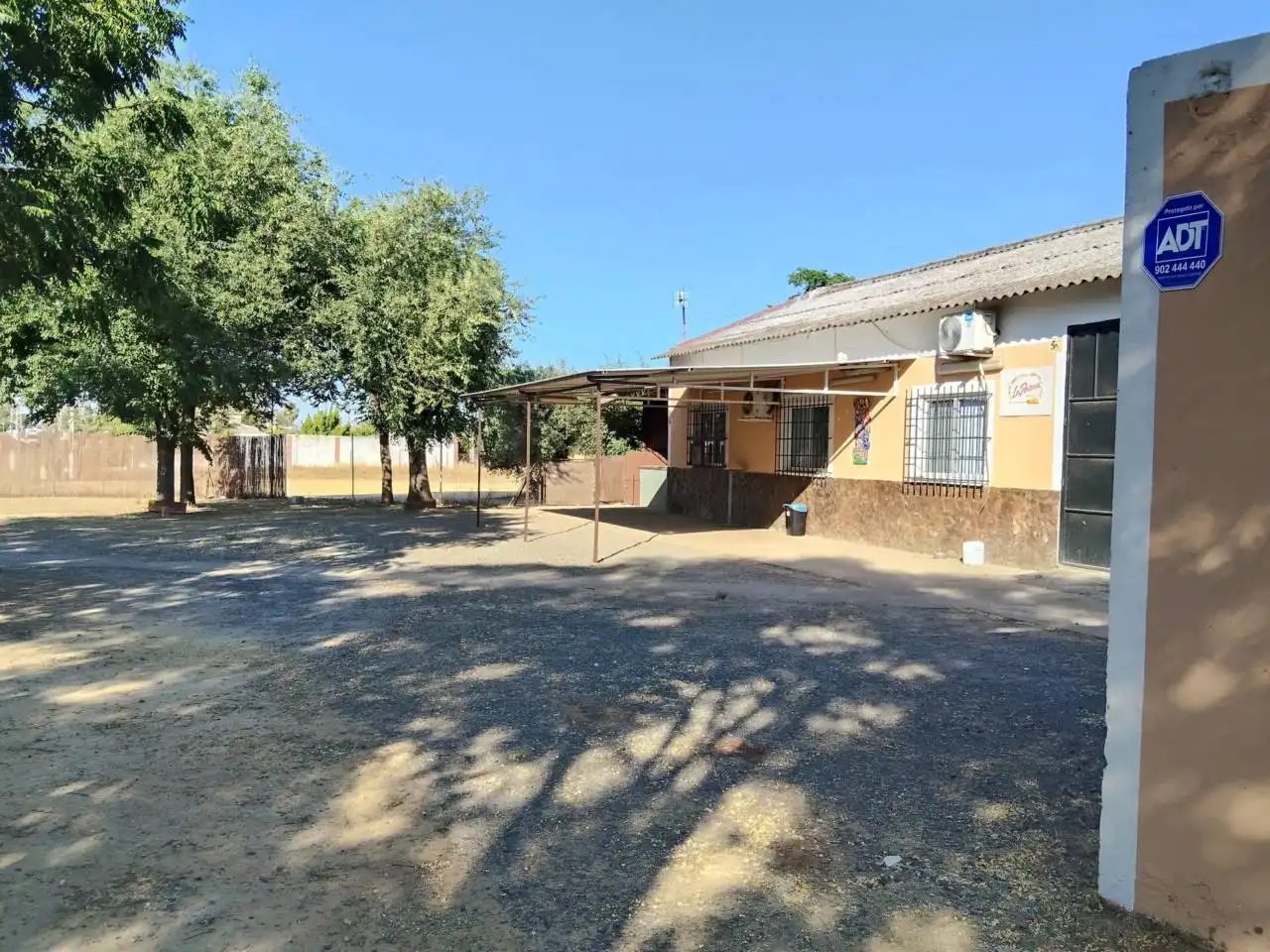 Exterior view of Houses for sale in Carmona  with Private garden and Terrace
