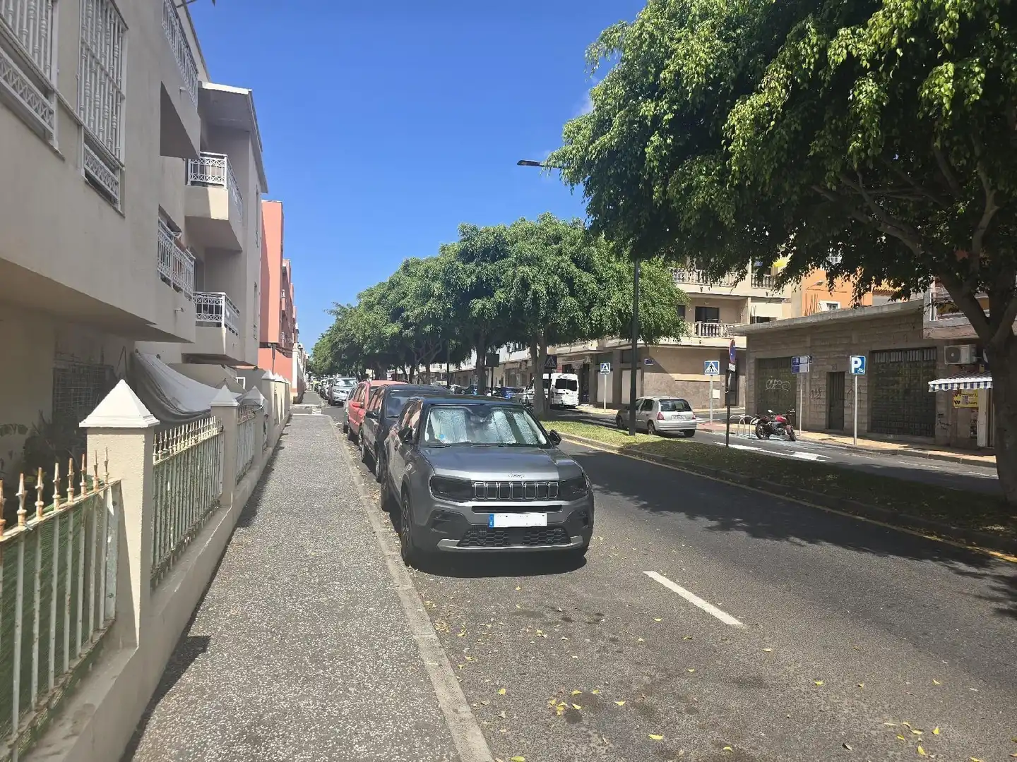 Vista exterior de Piso en venta en Arona con Trastero