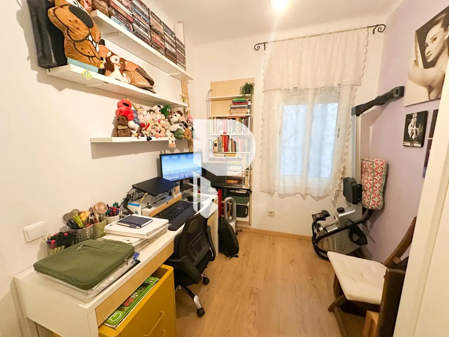 Flat for sale in Cornellà de Llobregat  with Air Conditioner, Heating and Parquet flooring