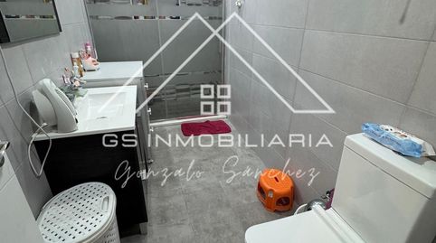 Foto 5 de Casa adosada en venta en Encinas Reales, Córdoba