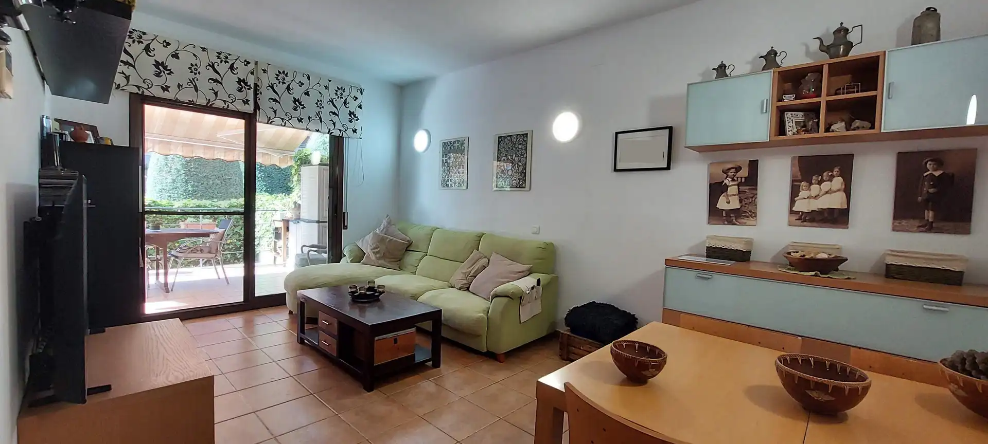 Sala d'estar de Planta baixa en venda en Salou amb Aire condicionat, Calefacció i Jardí privat