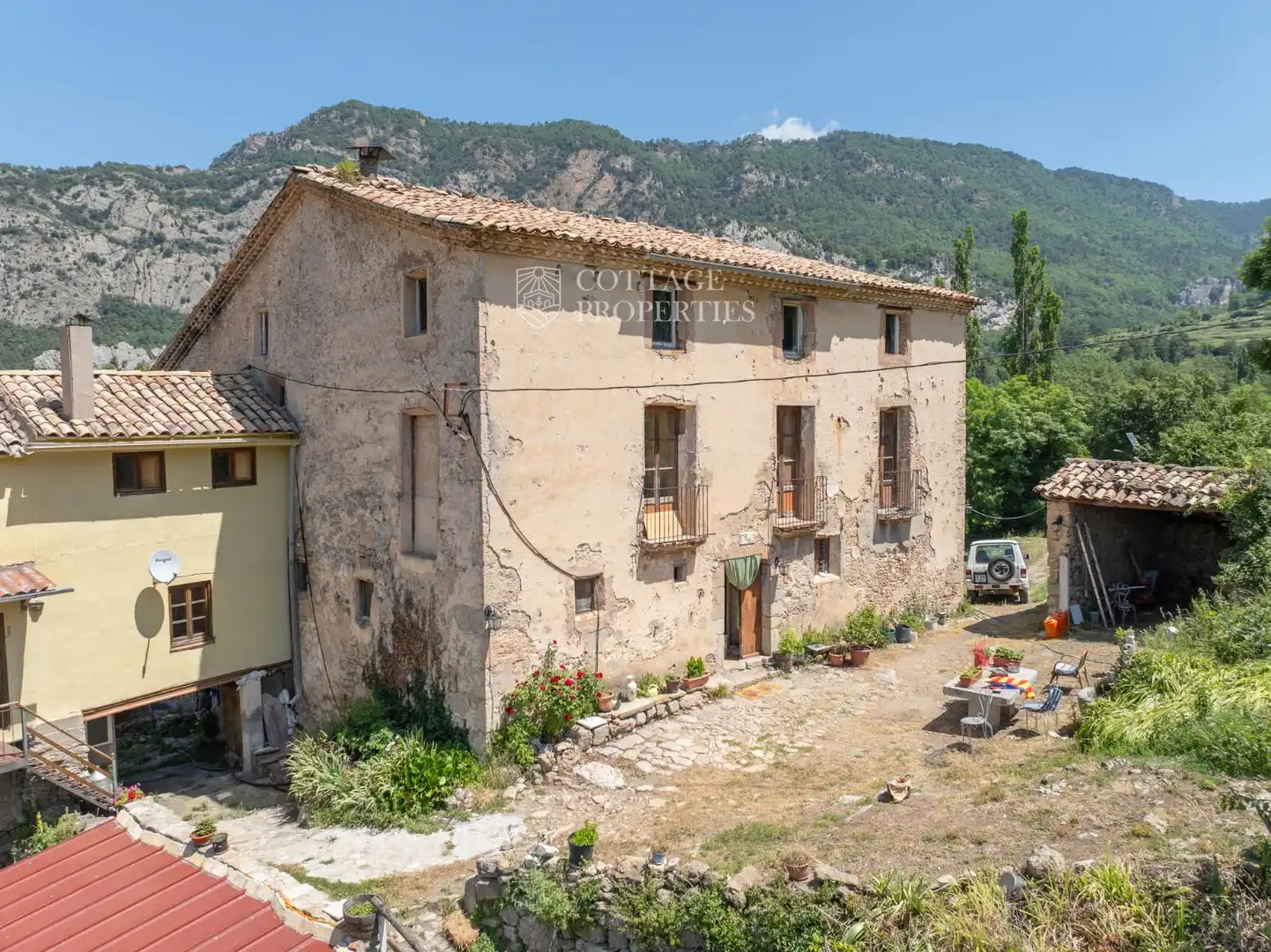 Vista exterior de Finca rústica en venda en La Nou de Berguedà