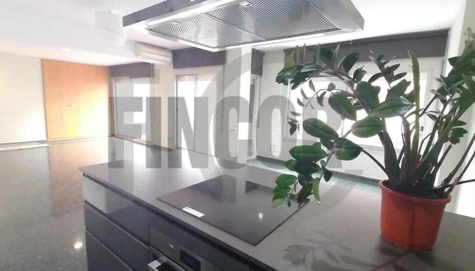 Foto 1 de Piso en venta en Vallparadís - Antic Poble de Sant Pere, Barcelona