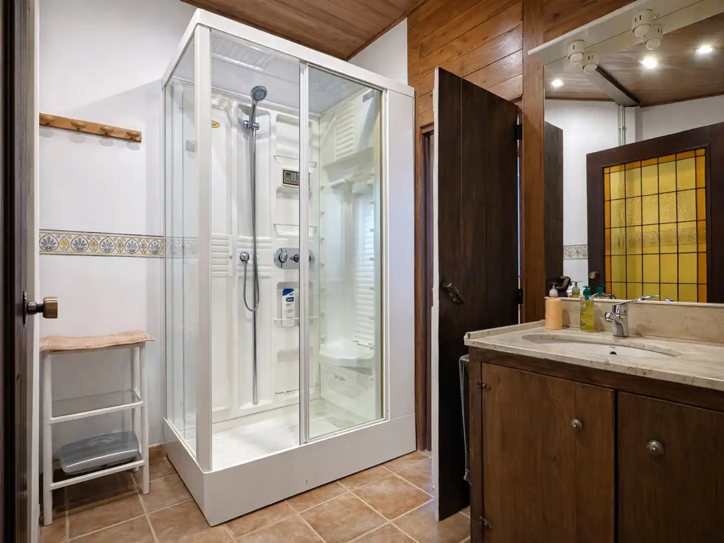 Bathroom of Country homes for sale in Campdevànol  with Heating, Private garden and Parquet flooring