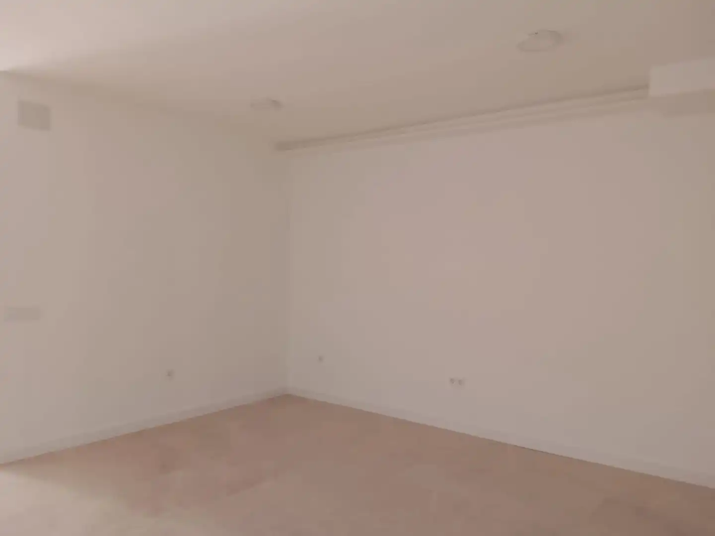 Wohnung zum Verkauf in Calle Largo Caballero 1, imagen 3