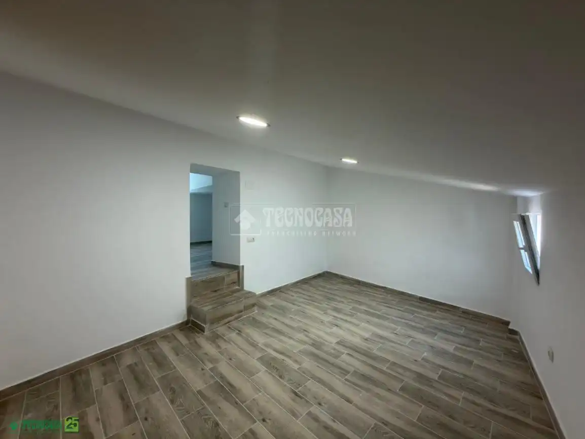 Casa adosada en venta en El Romeral con Terraza