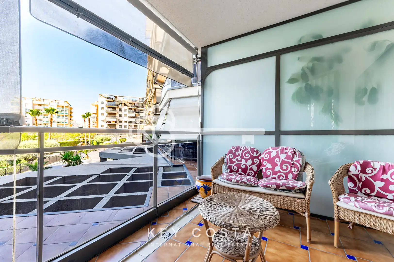 Terrace of Flat for sale in Alicante / Alacant  with Air Conditioner, Heating and Private garden