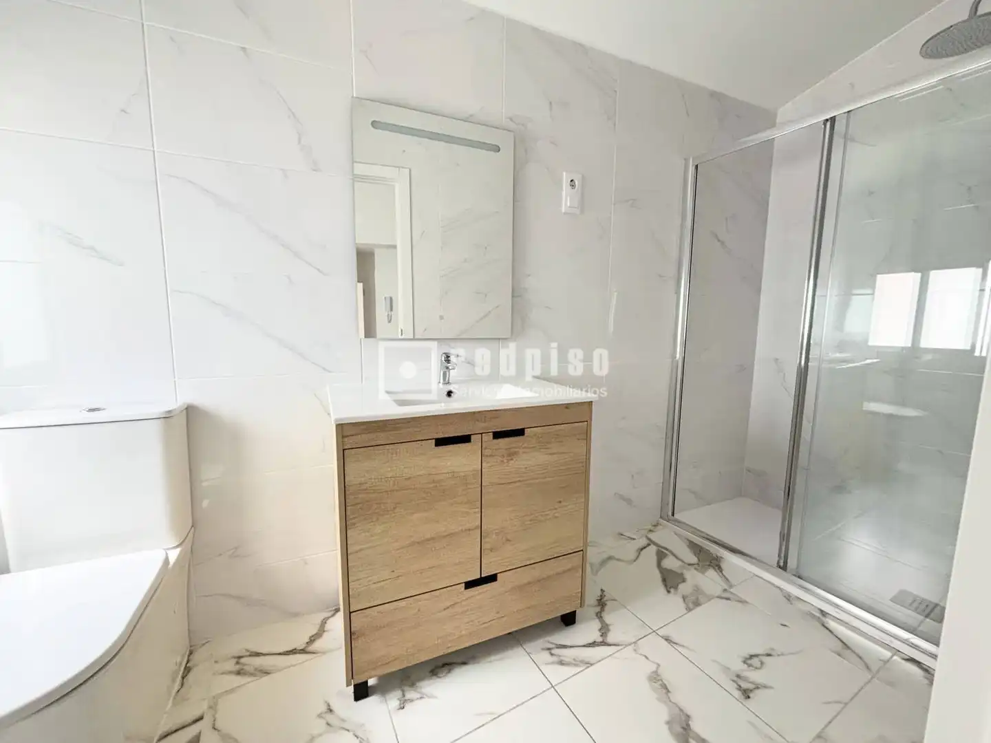 Baño de Piso en venta en Colmenar Viejo con Aire acondicionado, Calefacción y Terraza