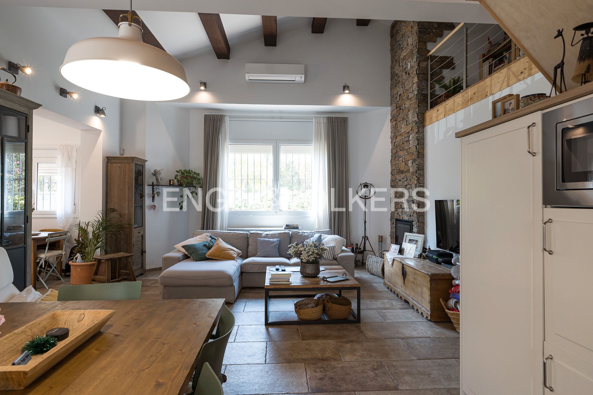 Living room of House or chalet for sale in Castelldefels  with Air Conditioner, Heating and Private garden