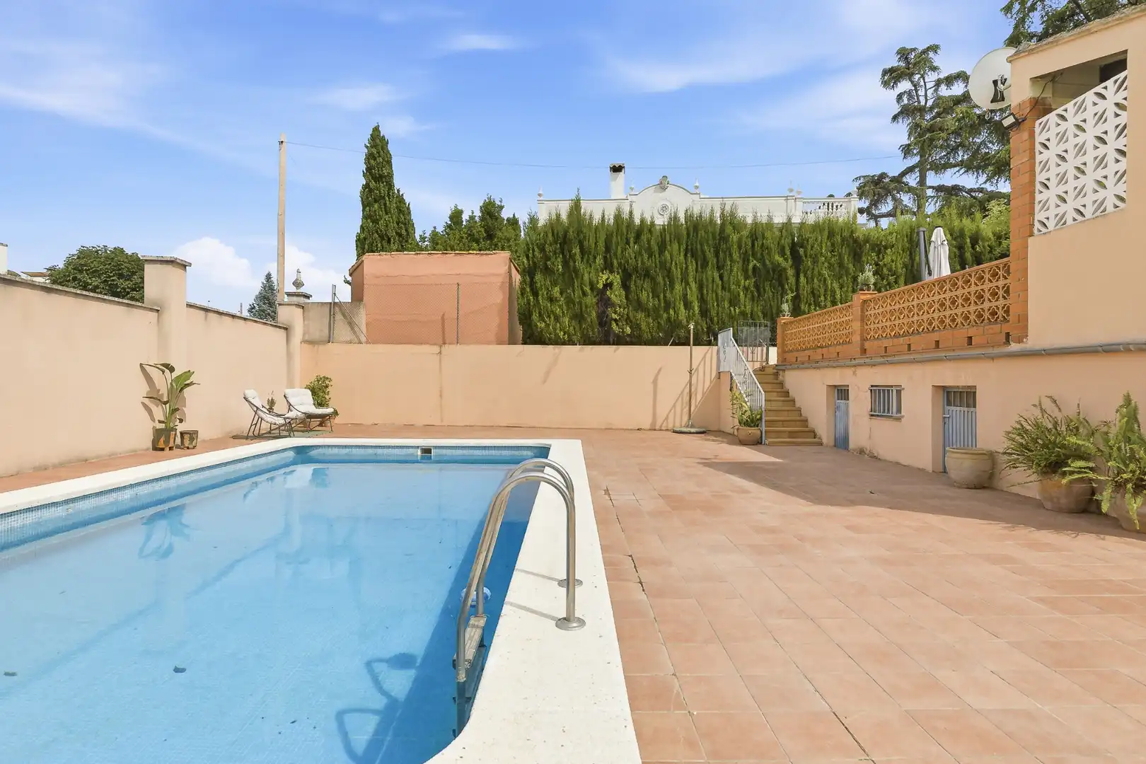 Piscina de Casa adosada en venta en Navajas con Aire acondicionado, Calefacción y Jardín privado